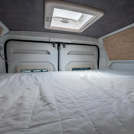Bateau-hôtel Campiri Base - Motorhome & Rvs Company Málaga