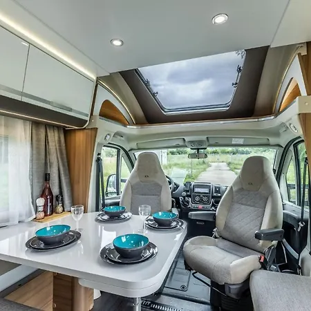 Botel Campiri Base - Motorhome & Rvs Company