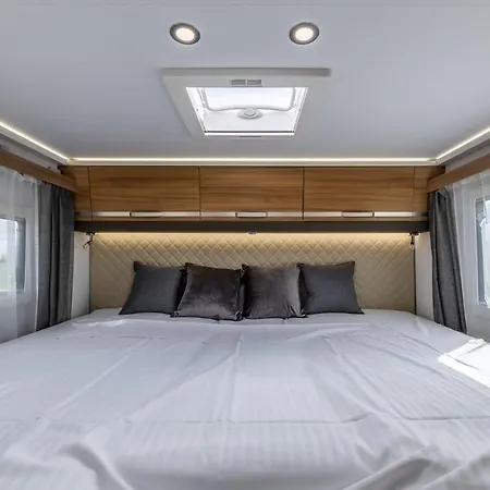 Campiri Base - Motorhome & Rvs Company Botel Malaga