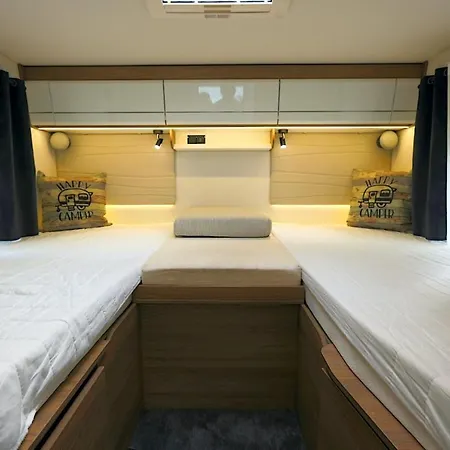 Campiri Base - Motorhome & Rvs Company Hotel en barco *