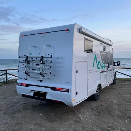 Campiri Base - Motorhome & Rvs Company Hotel en barco *