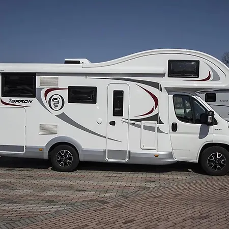 Campiri Base - Motorhome & Rvs Company Hotel en barco